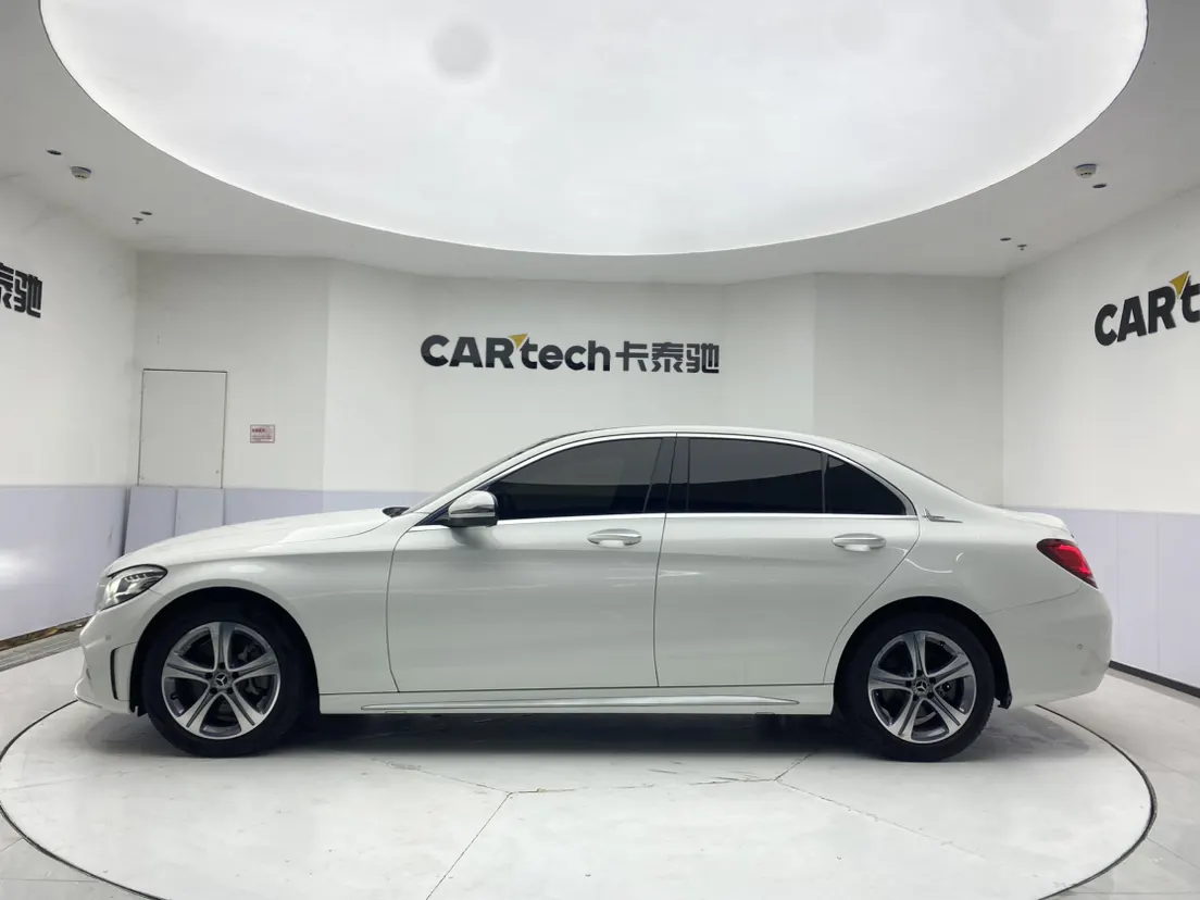 Mercedes-Benz C 260 L, 2021 8