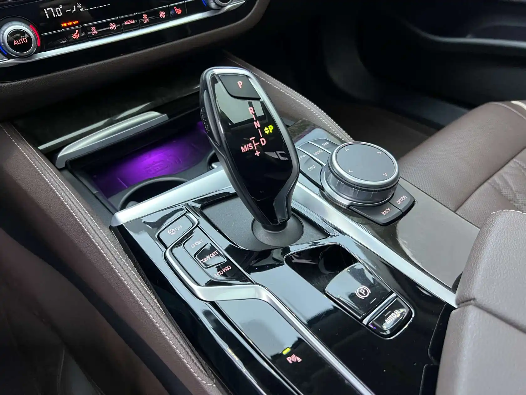 BMW 525Li, 2021 8
