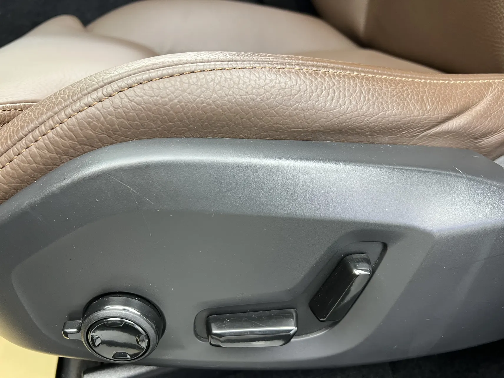 Volvo XC60, 2022 32