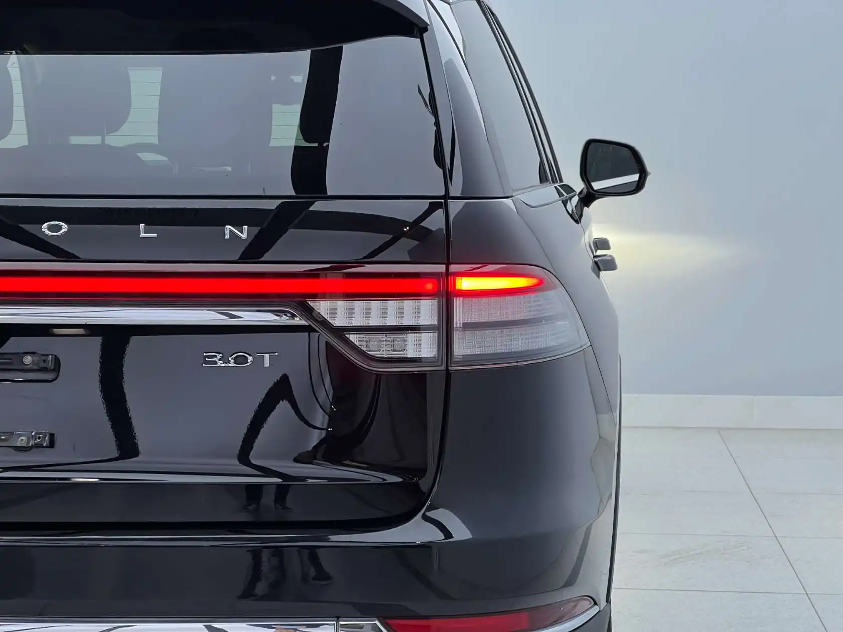 Lincoln Aviator, 2022 6