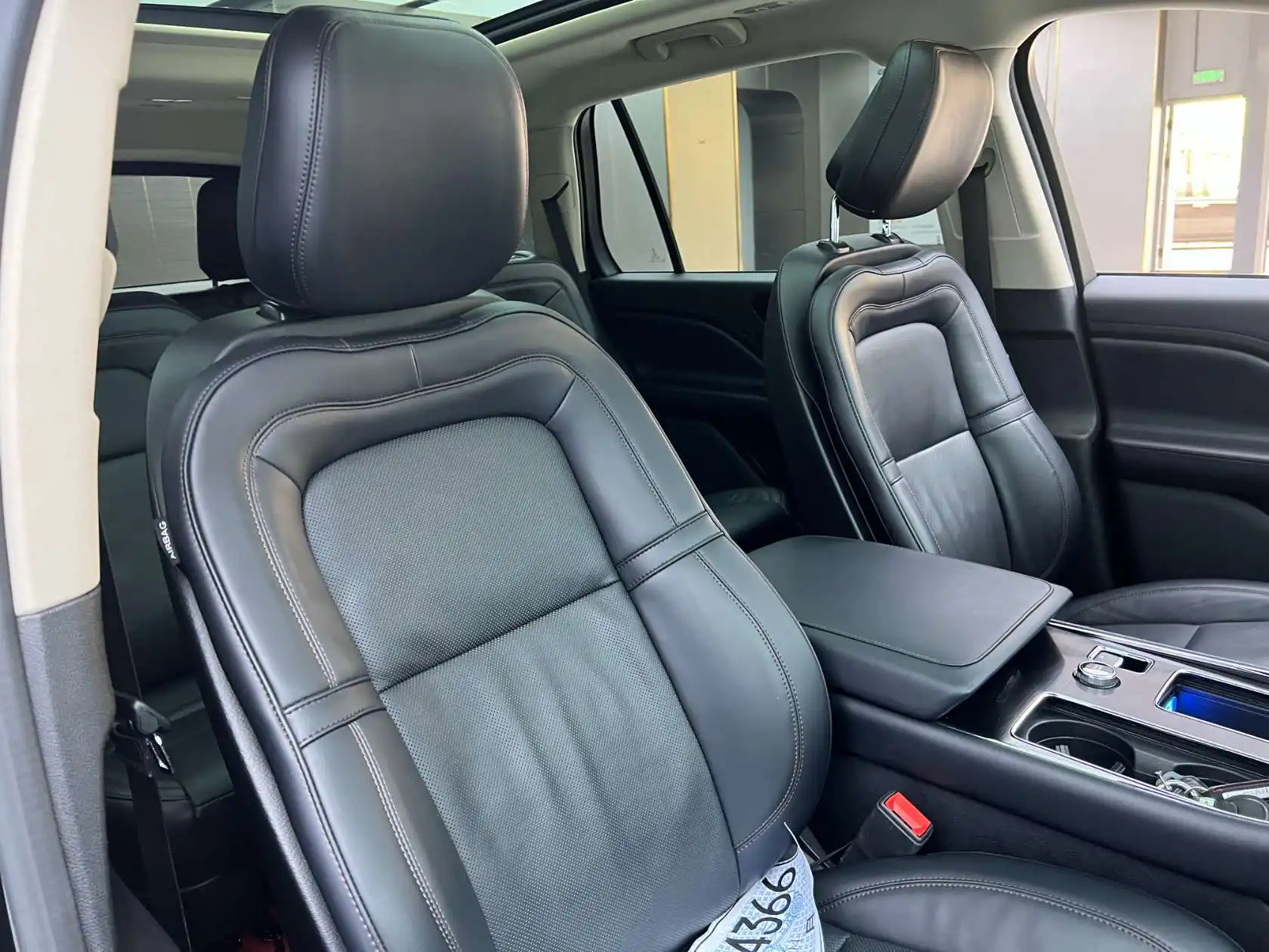 Lincoln Aviator, 2022 21