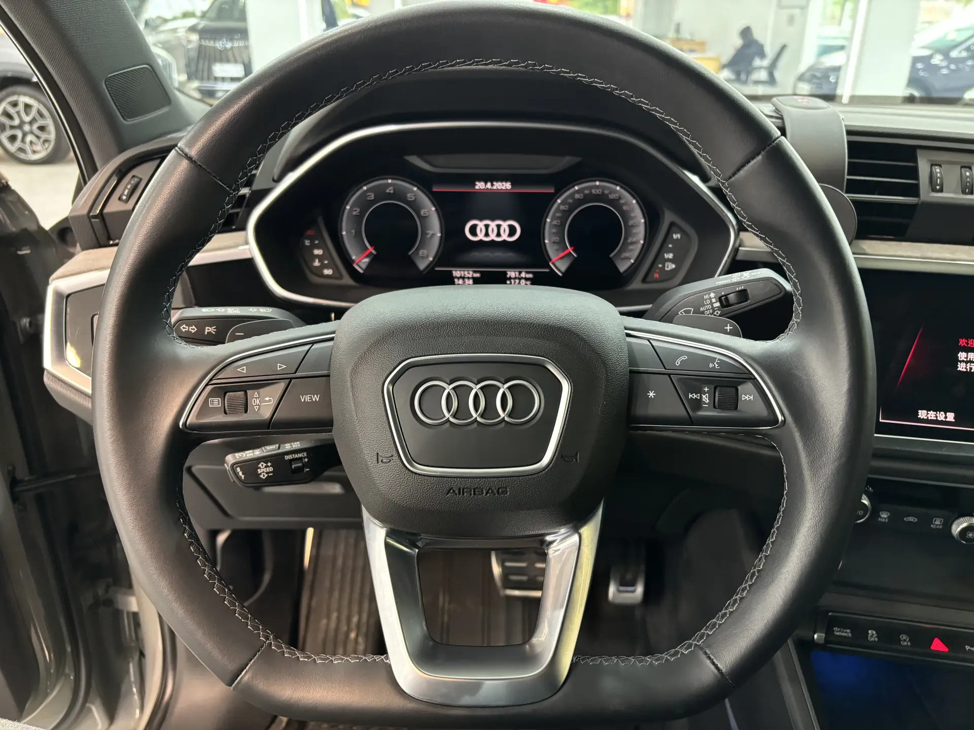 Audi Q3 40 TFSI, 2024 11