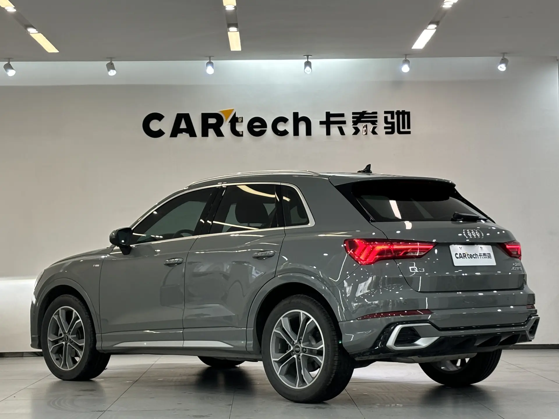 Audi Q3 40 TFSI, 2024 6