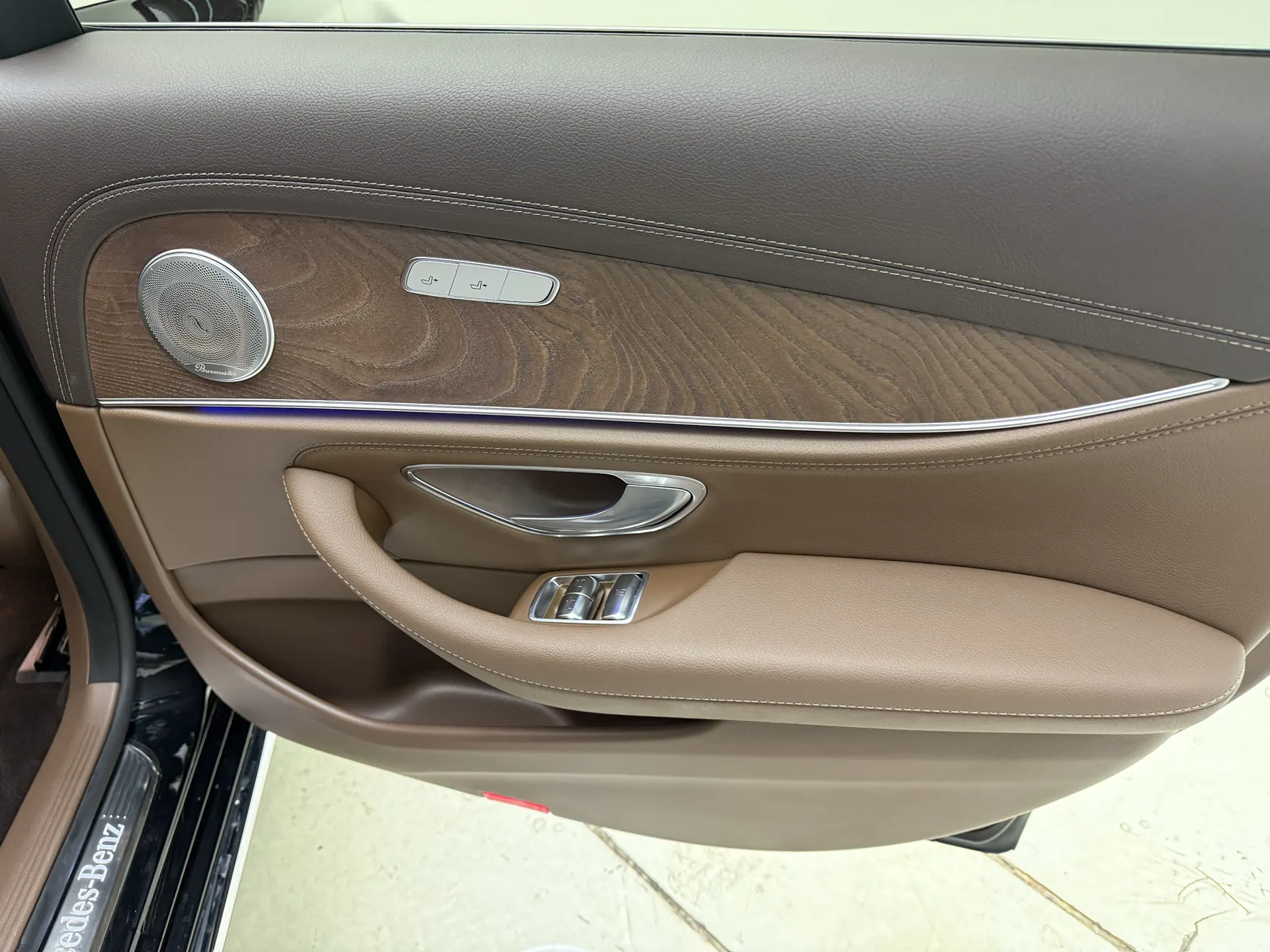 Mercedes-Benz E 300 L, 2021 19