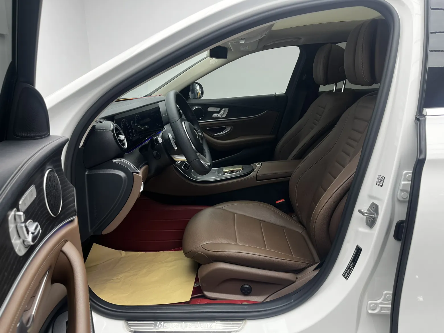 Mercedes-Benz E 300 L, 2020 12