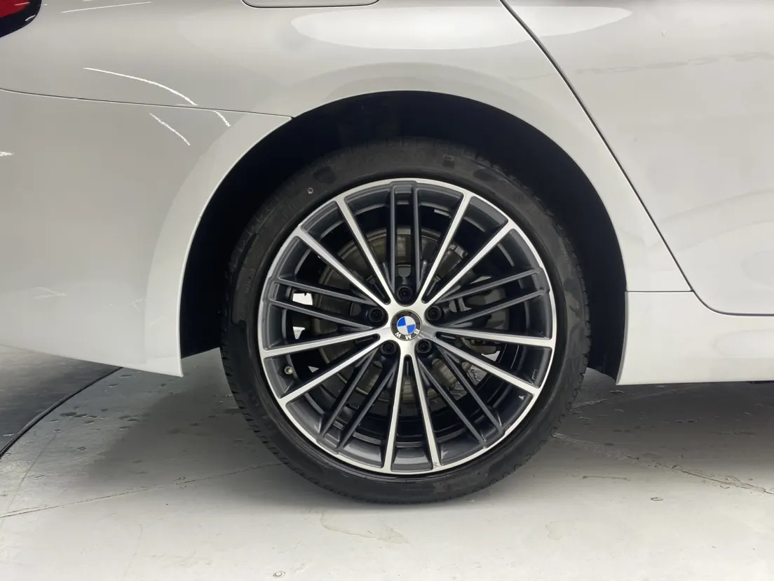 BMW 530Li, 2021 11