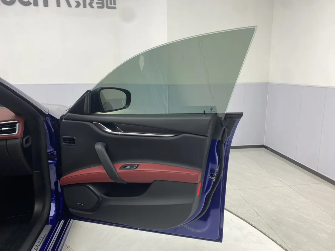 Maserati Ghibli, 2022 26