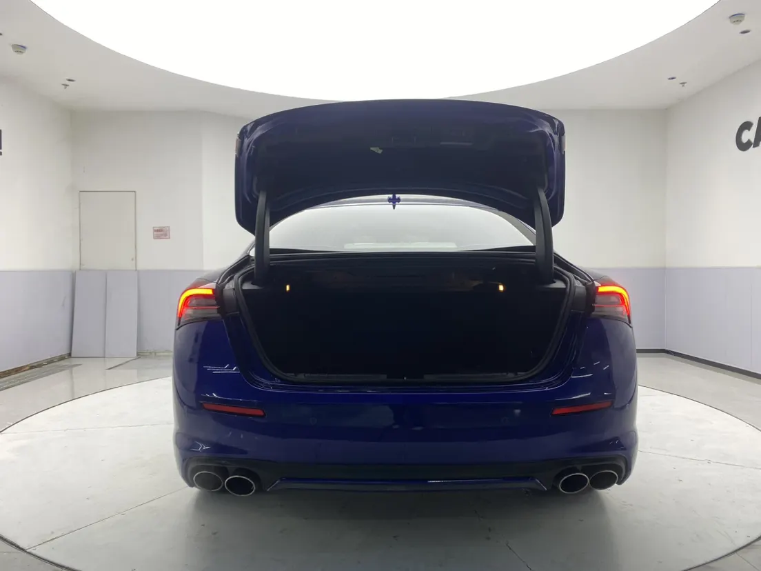 Maserati Ghibli, 2022 29