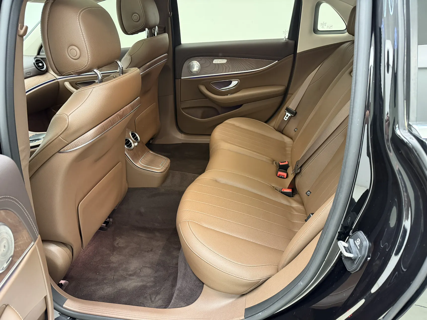 Mercedes-Benz E 300 L, 2021 22