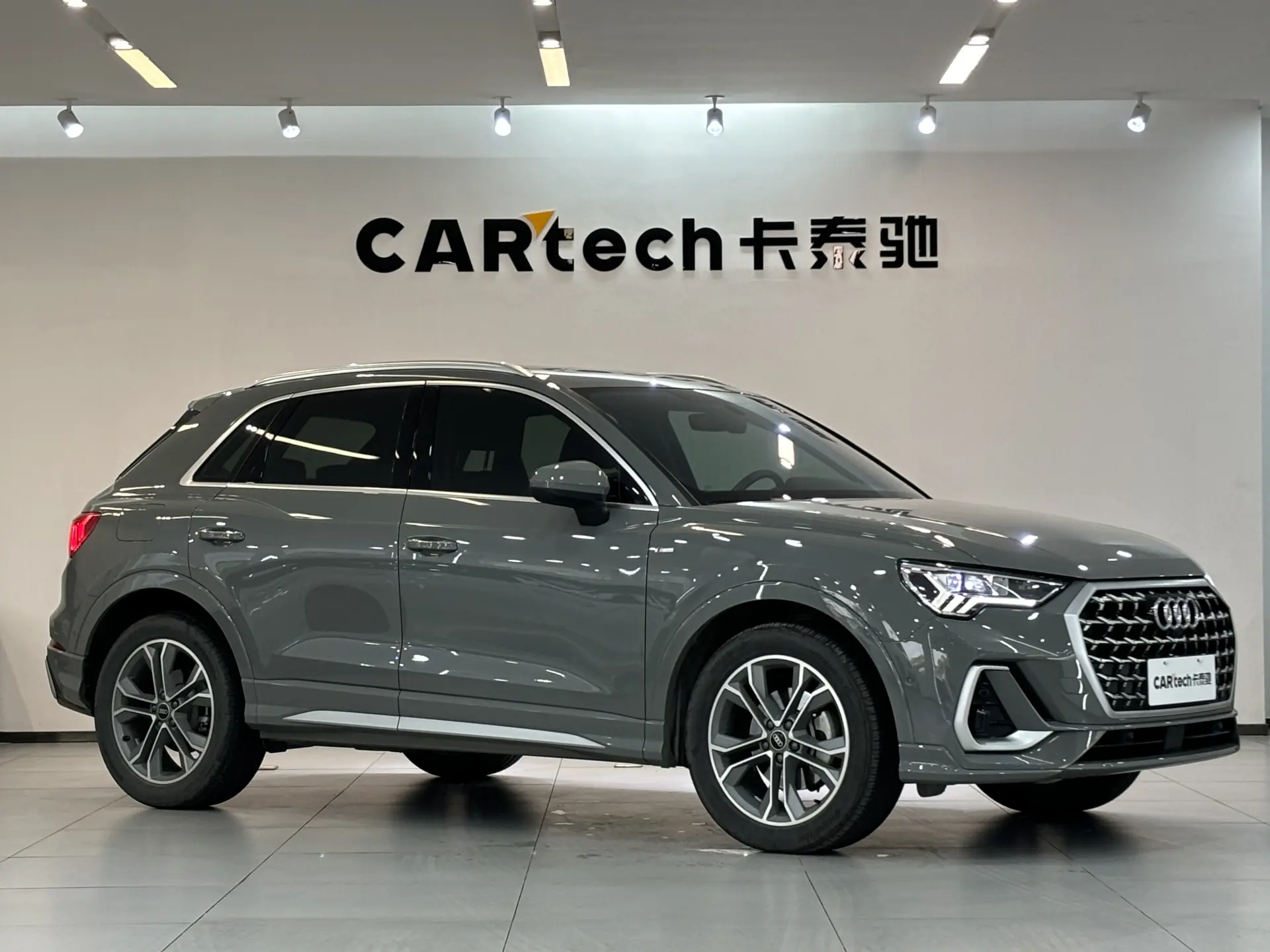 Audi Q3 40 TFSI, 2024 3