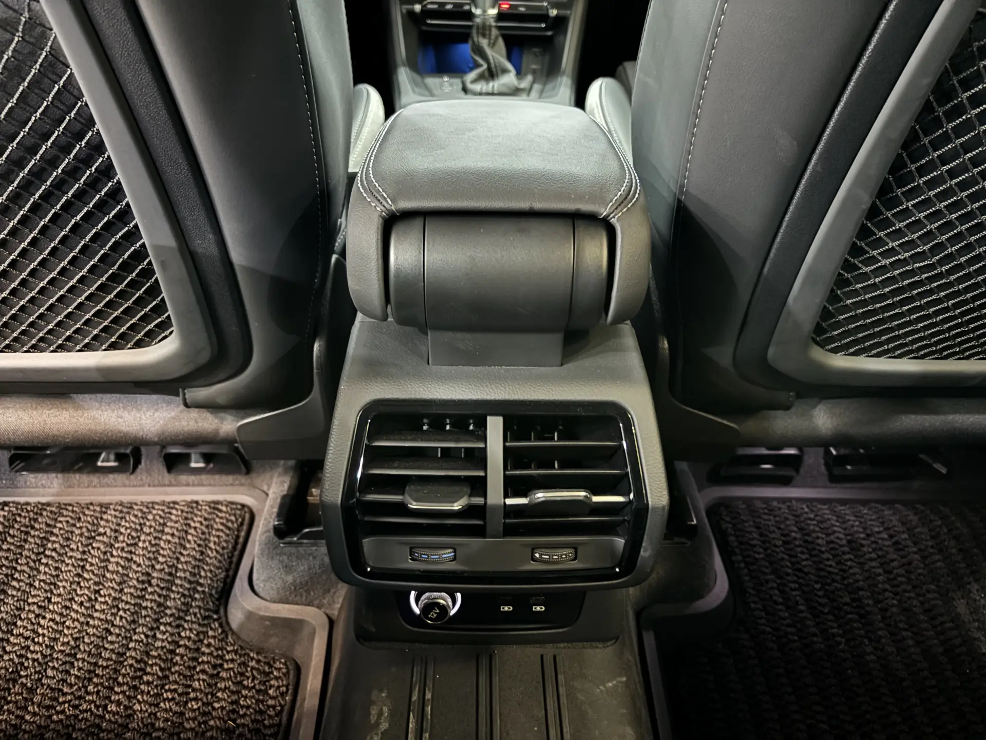 Audi Q3 40 TFSI, 2024 20