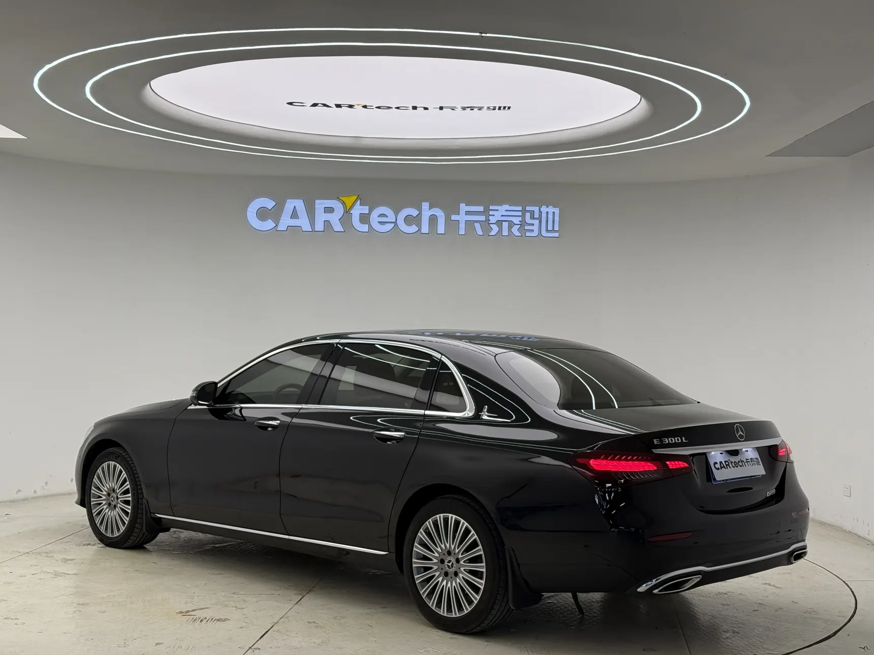 Mercedes-Benz E 300 L, 2021 7