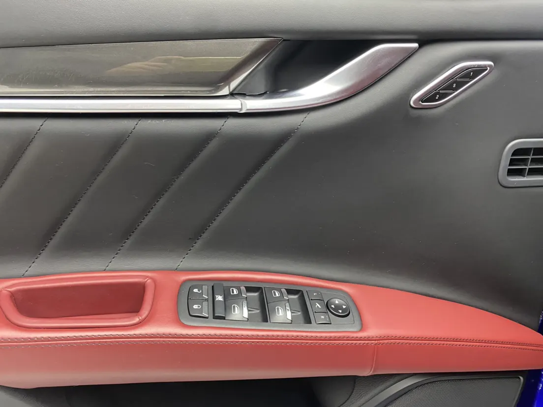 Maserati Ghibli, 2022 16