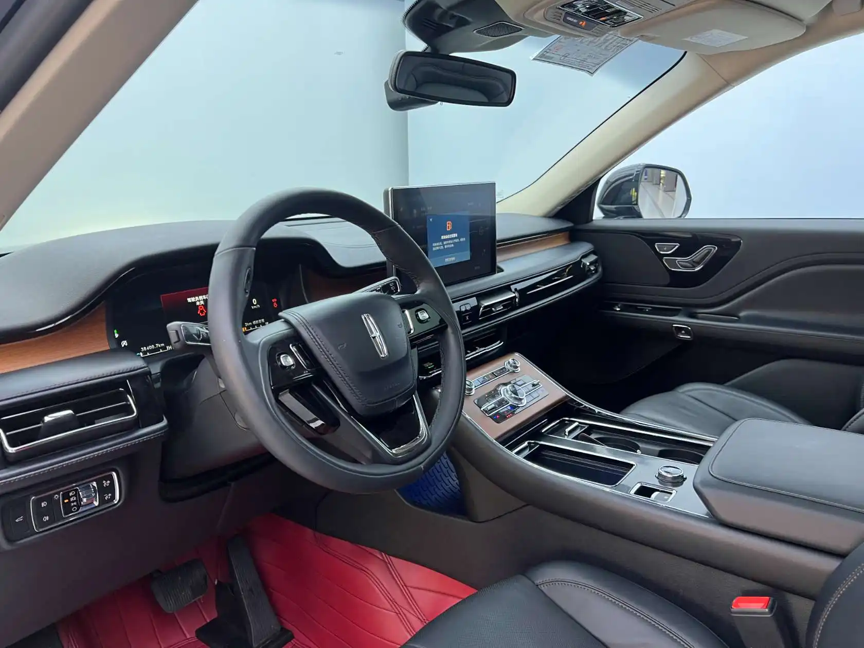 Lincoln Aviator, 2022 8