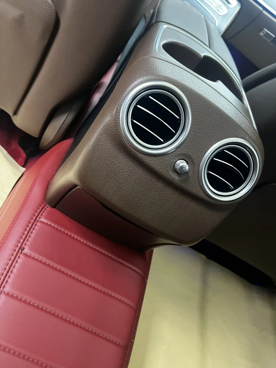 Mercedes-Benz E 300 L, 2020 13