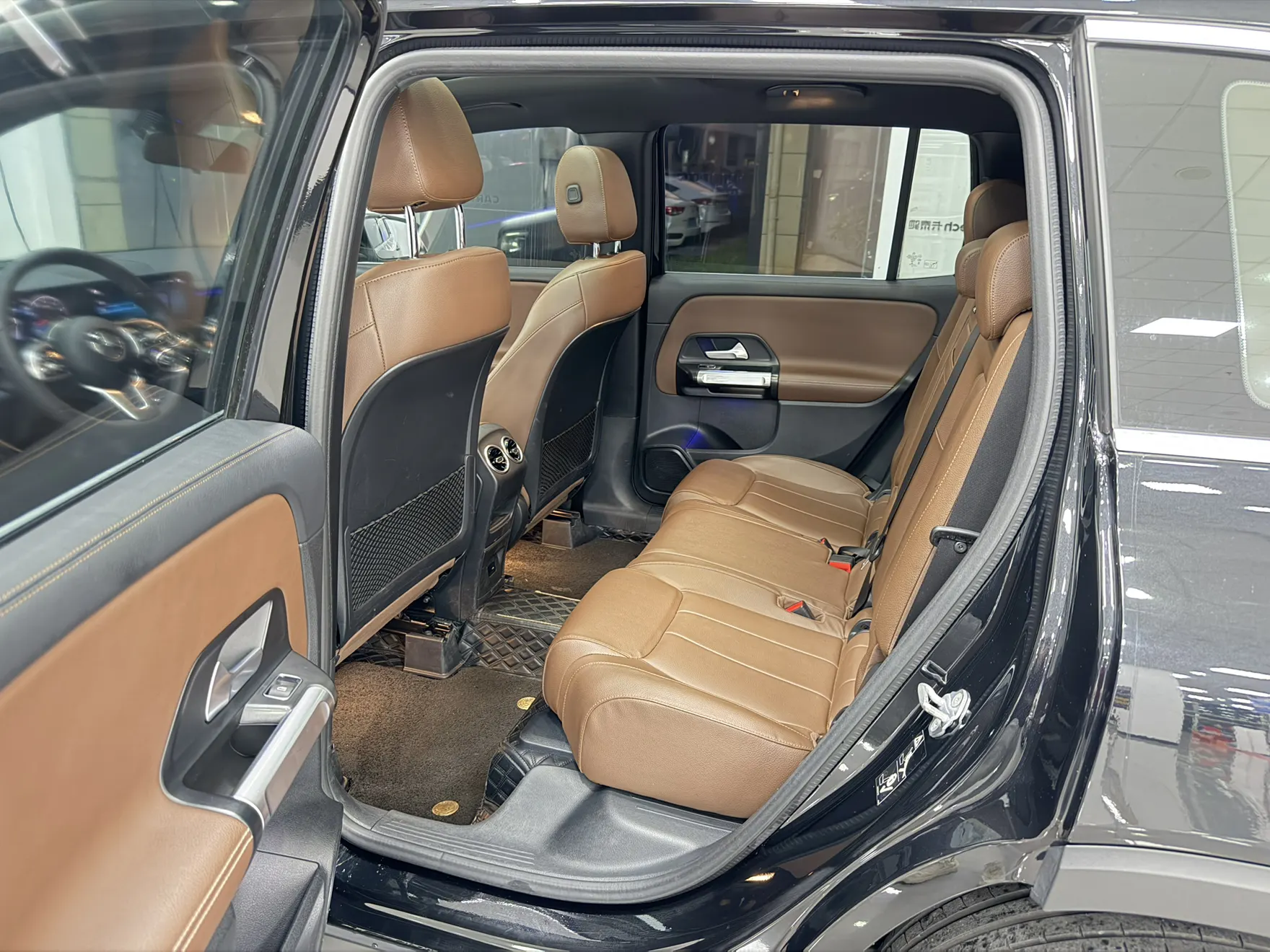 Mercedes-Benz GLB, 2023 14