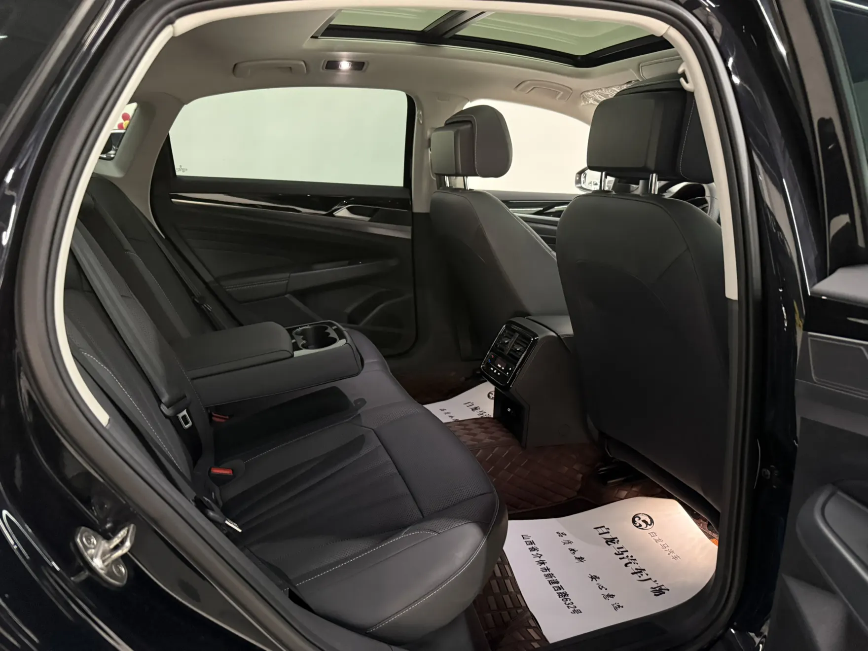 Volkswagen Passat, 2025 15