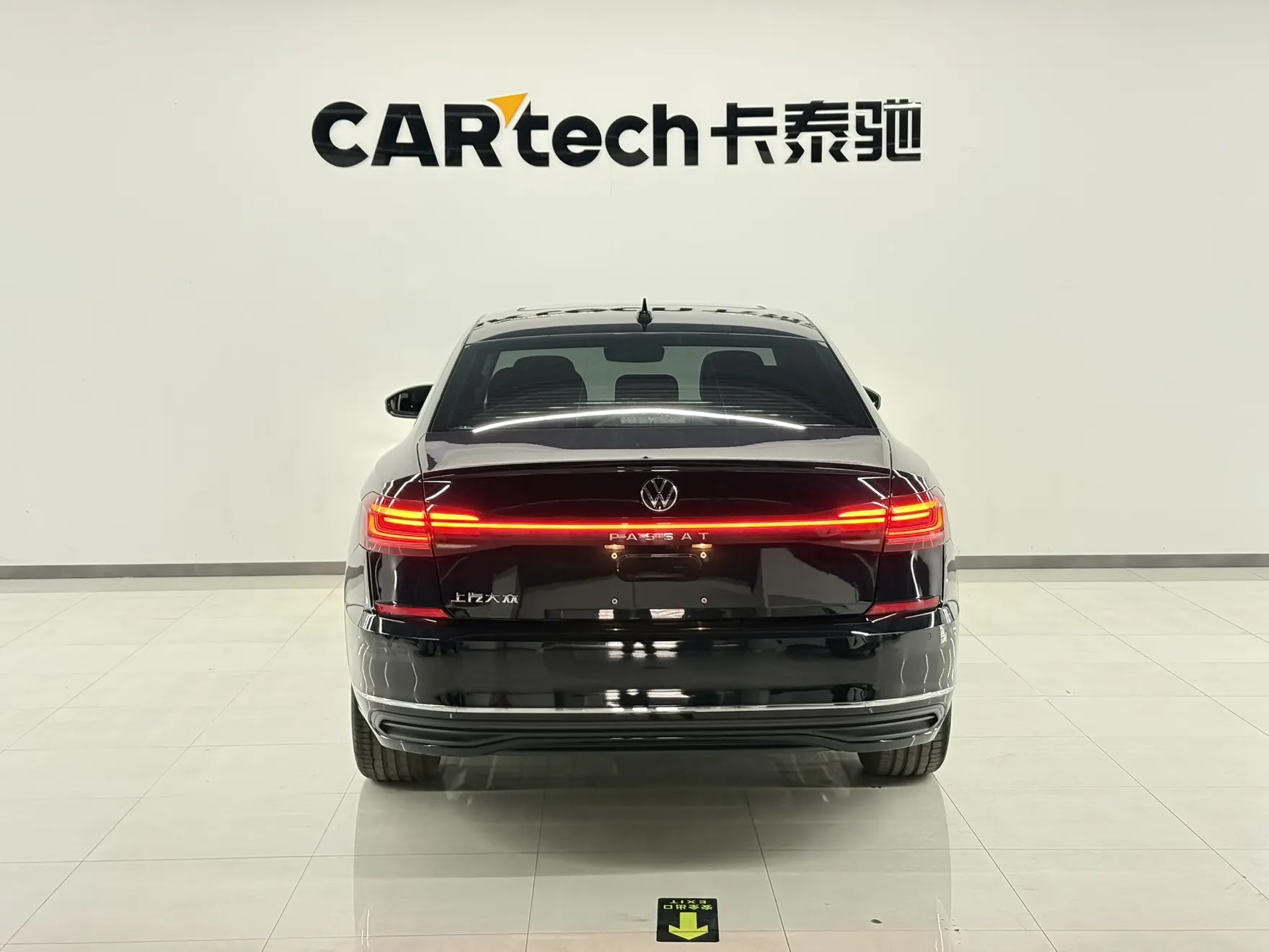 Volkswagen Passat, 2025 все фото