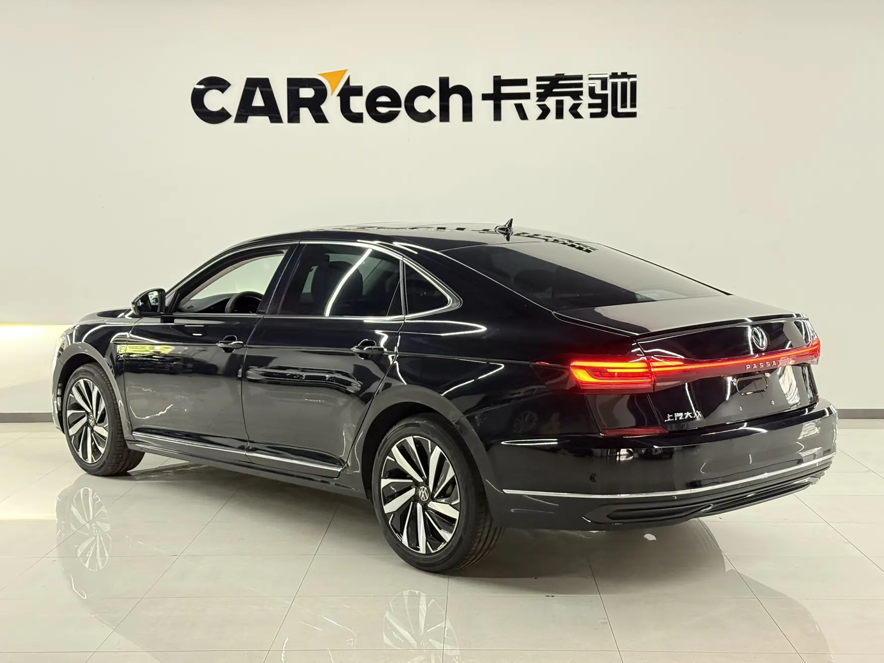 Volkswagen Passat, 2025 6