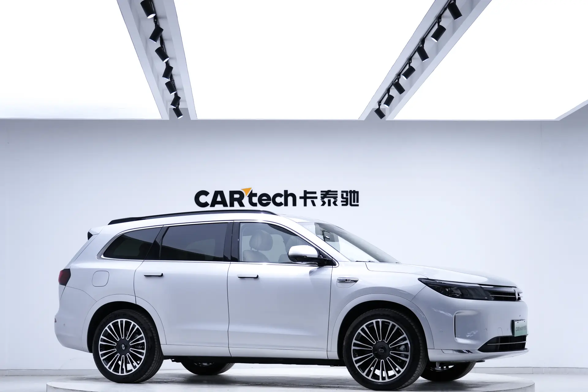 AITO M7, 2024 13