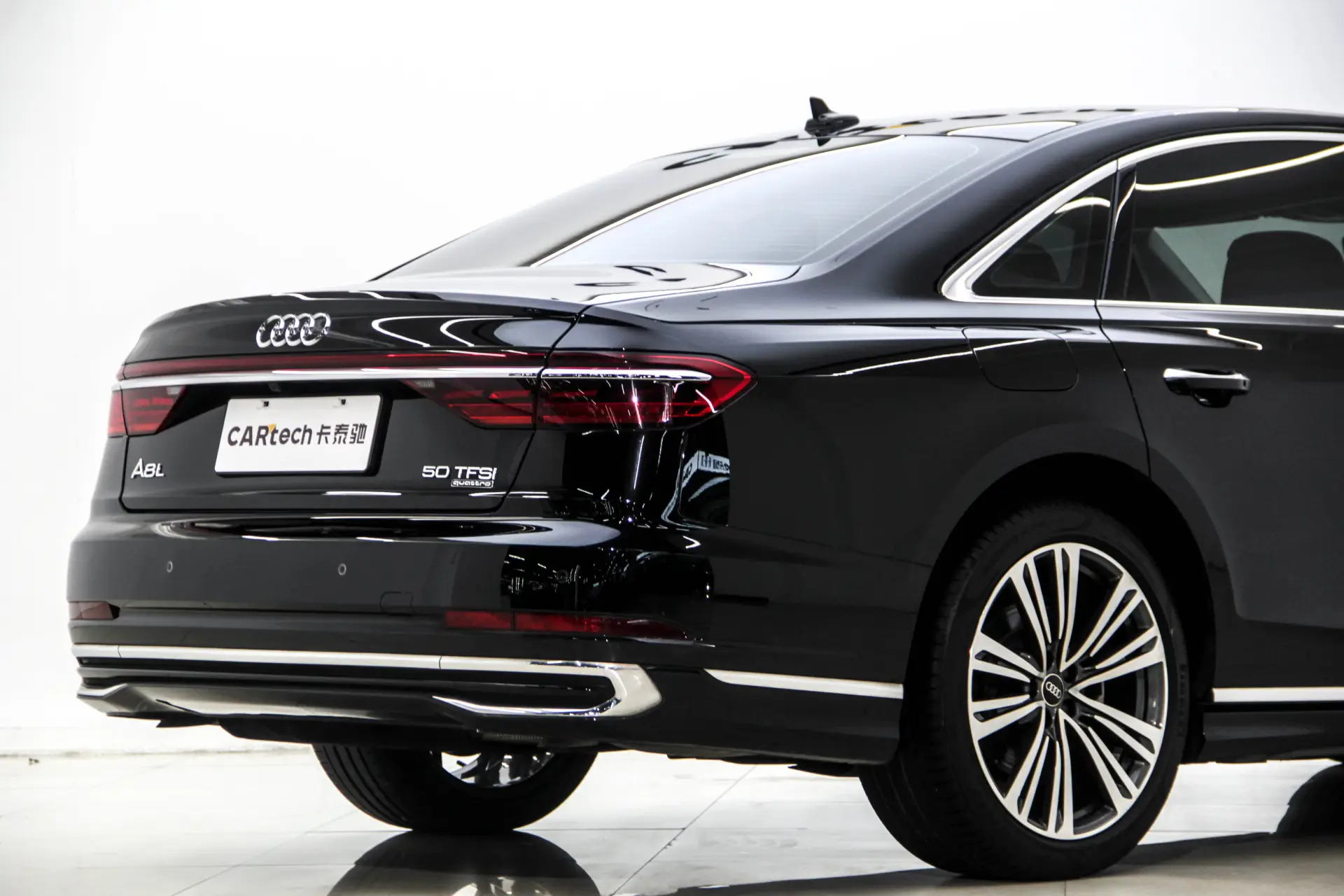 Audi A8L 45 TFSI, 2024 11