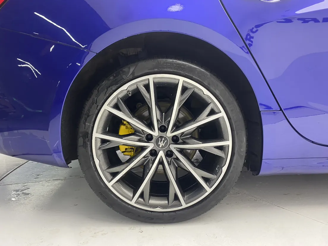 Maserati Ghibli, 2022 11