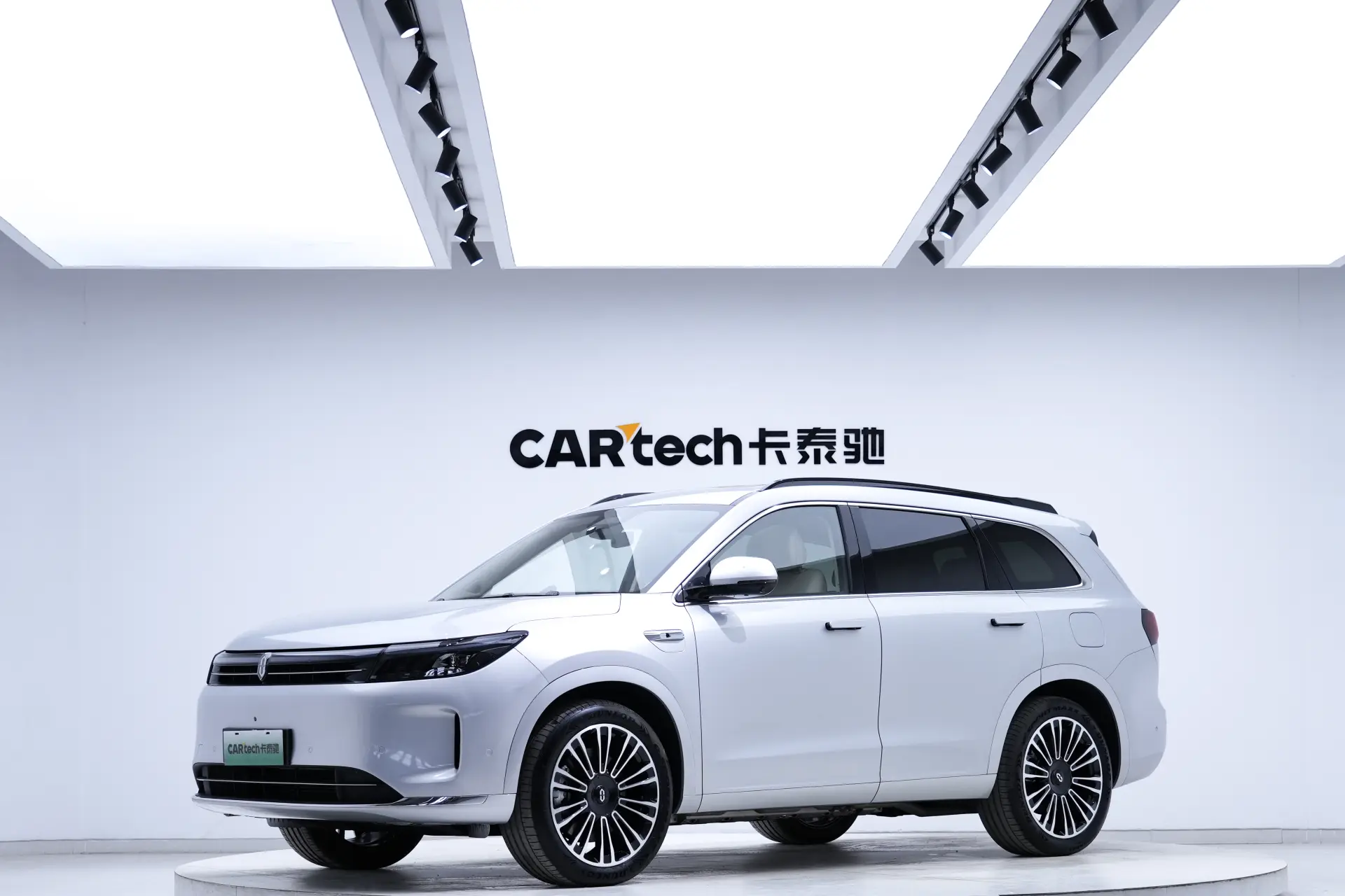 AITO M7, 2024 1