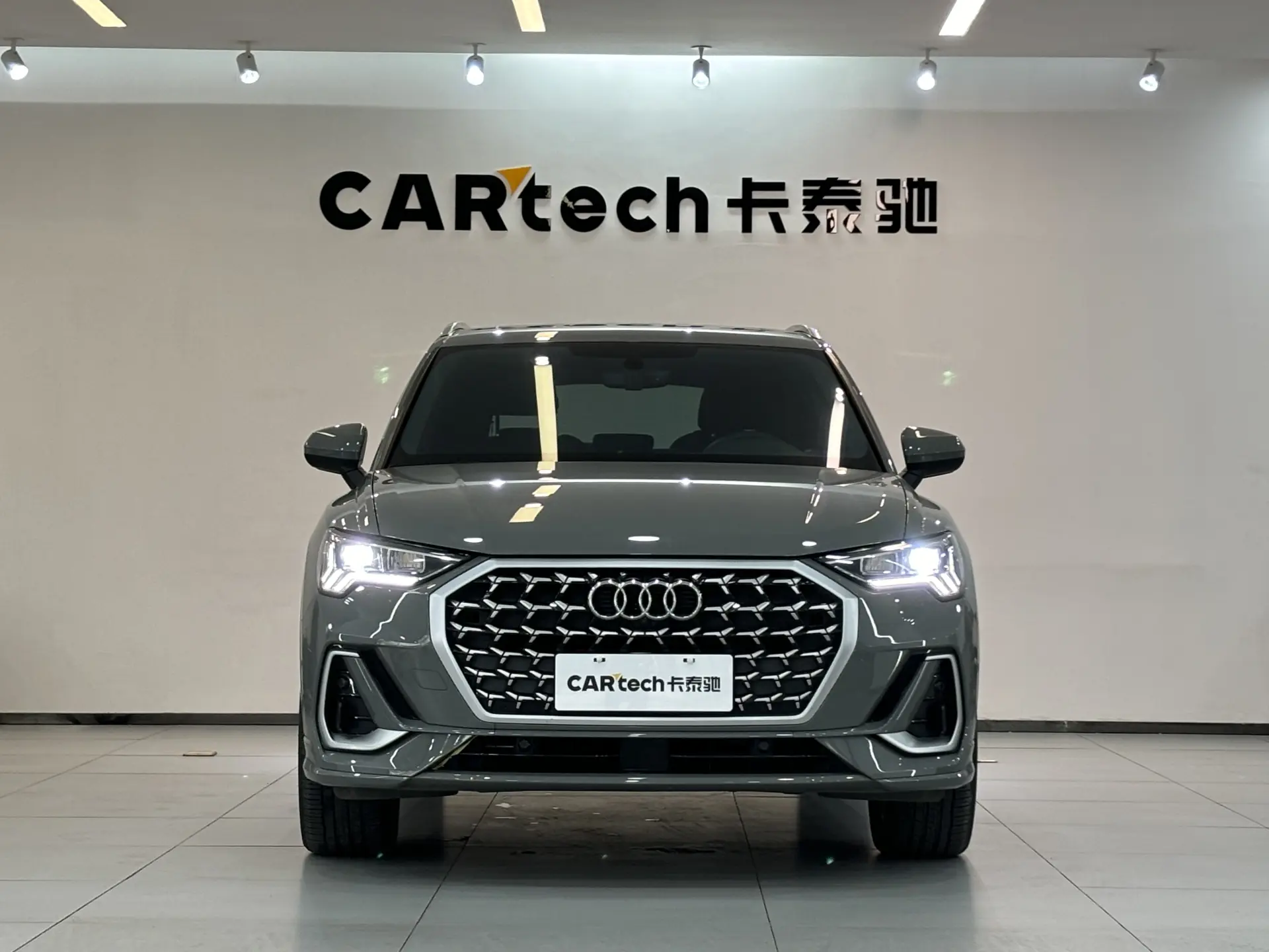 Audi Q3 40 TFSI, 2024 2