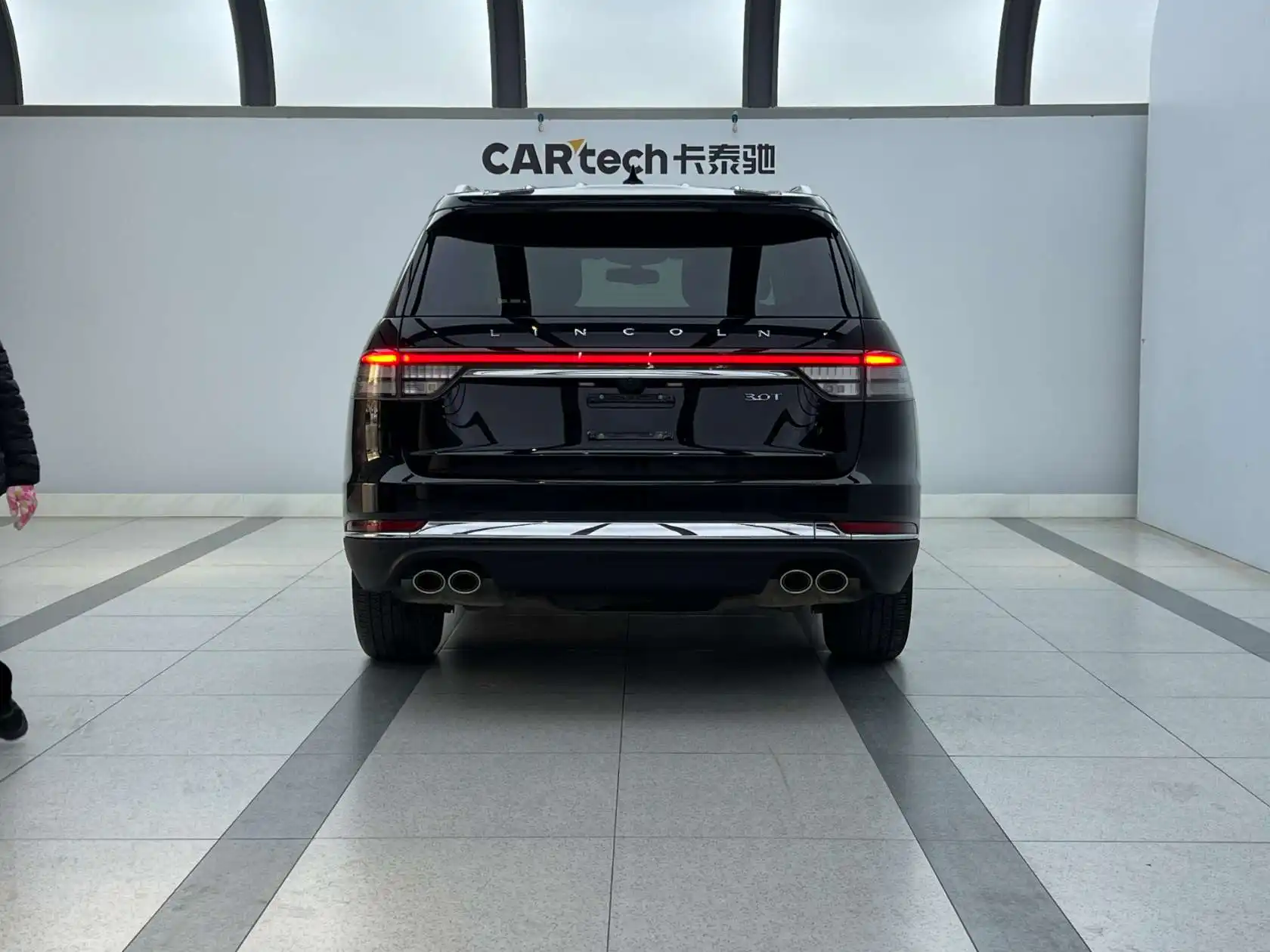 Lincoln Aviator, 2022 3