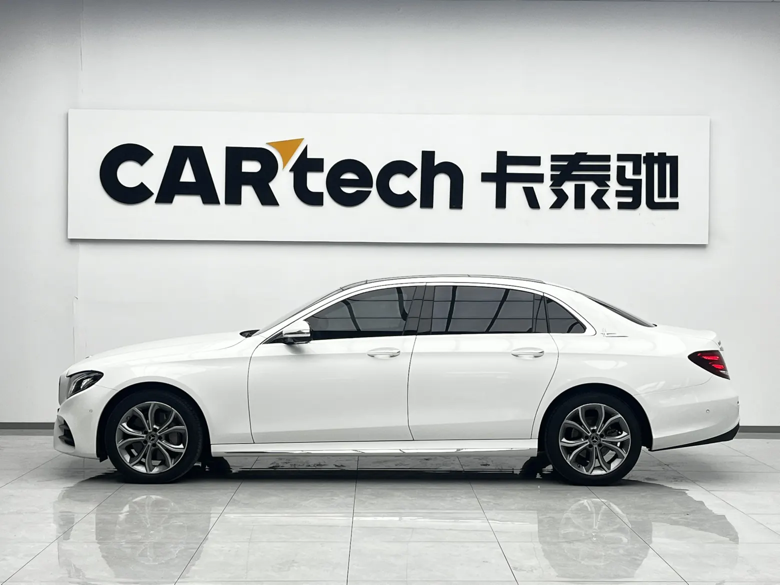 Mercedes-Benz E 300 L, 2020 4