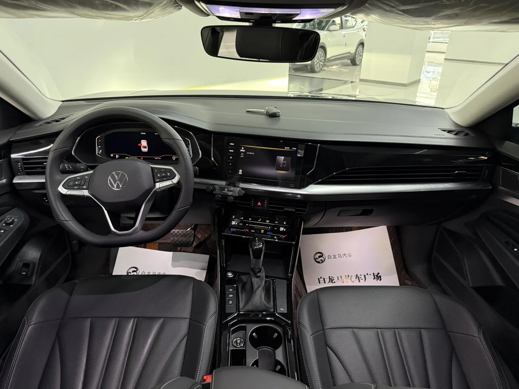 Volkswagen Passat, 2025 8