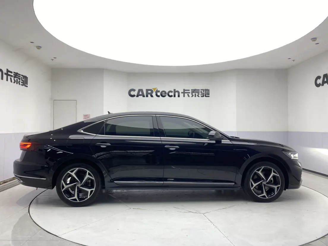 Volkswagen Passat, 2024 4