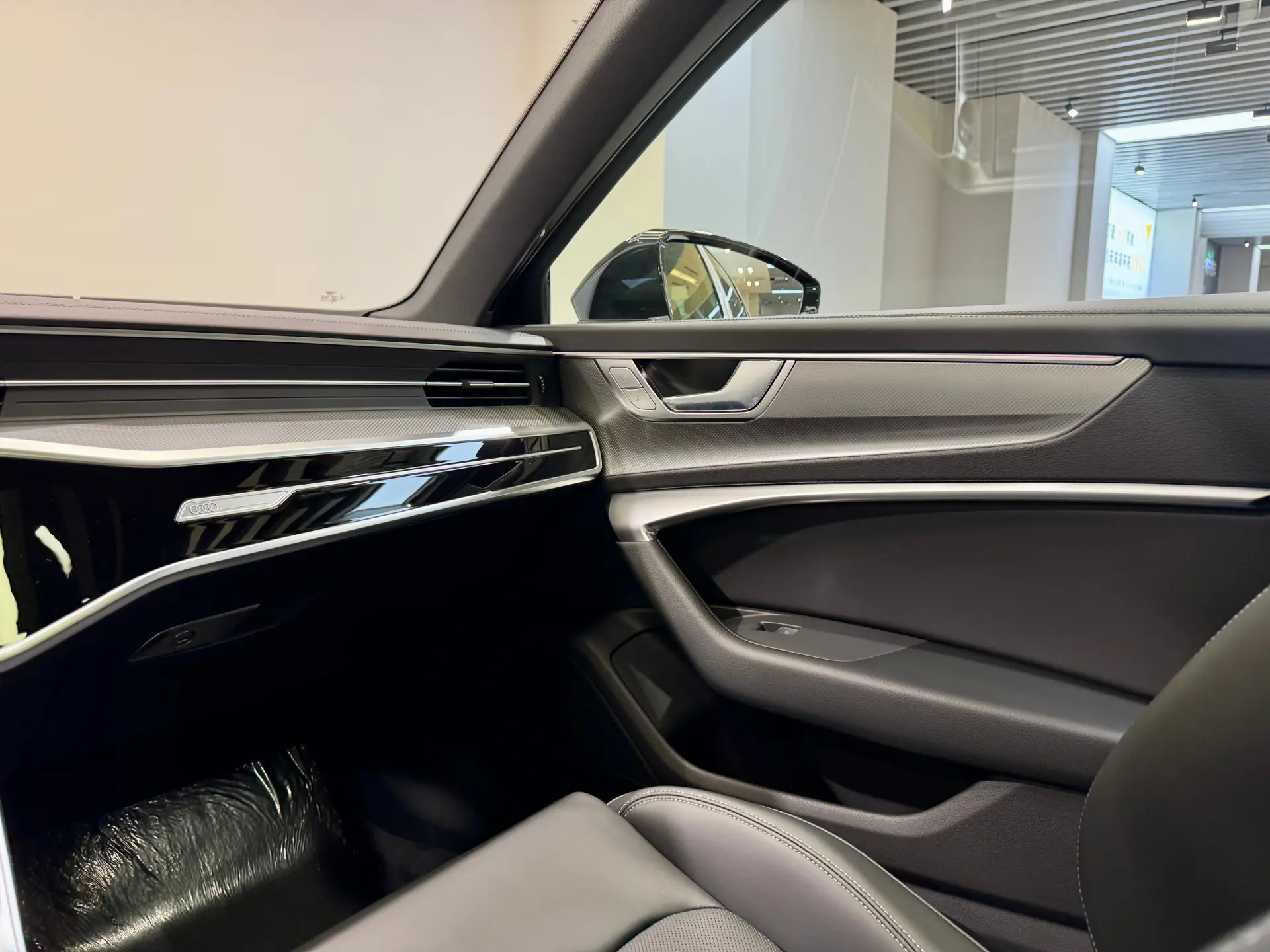 Audi A6L 40 TFSI, 2025 16