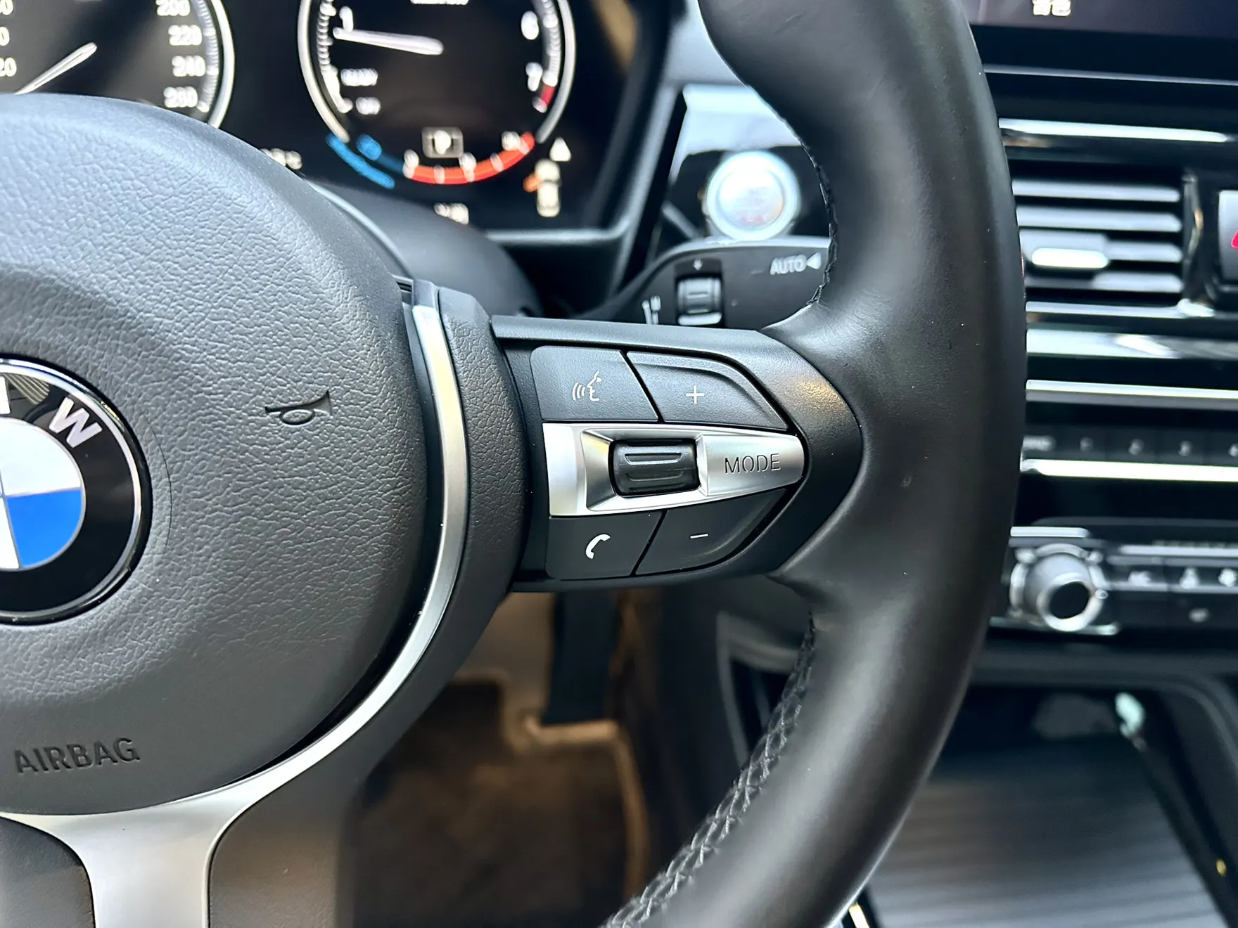 BMW 125i, 2022 10