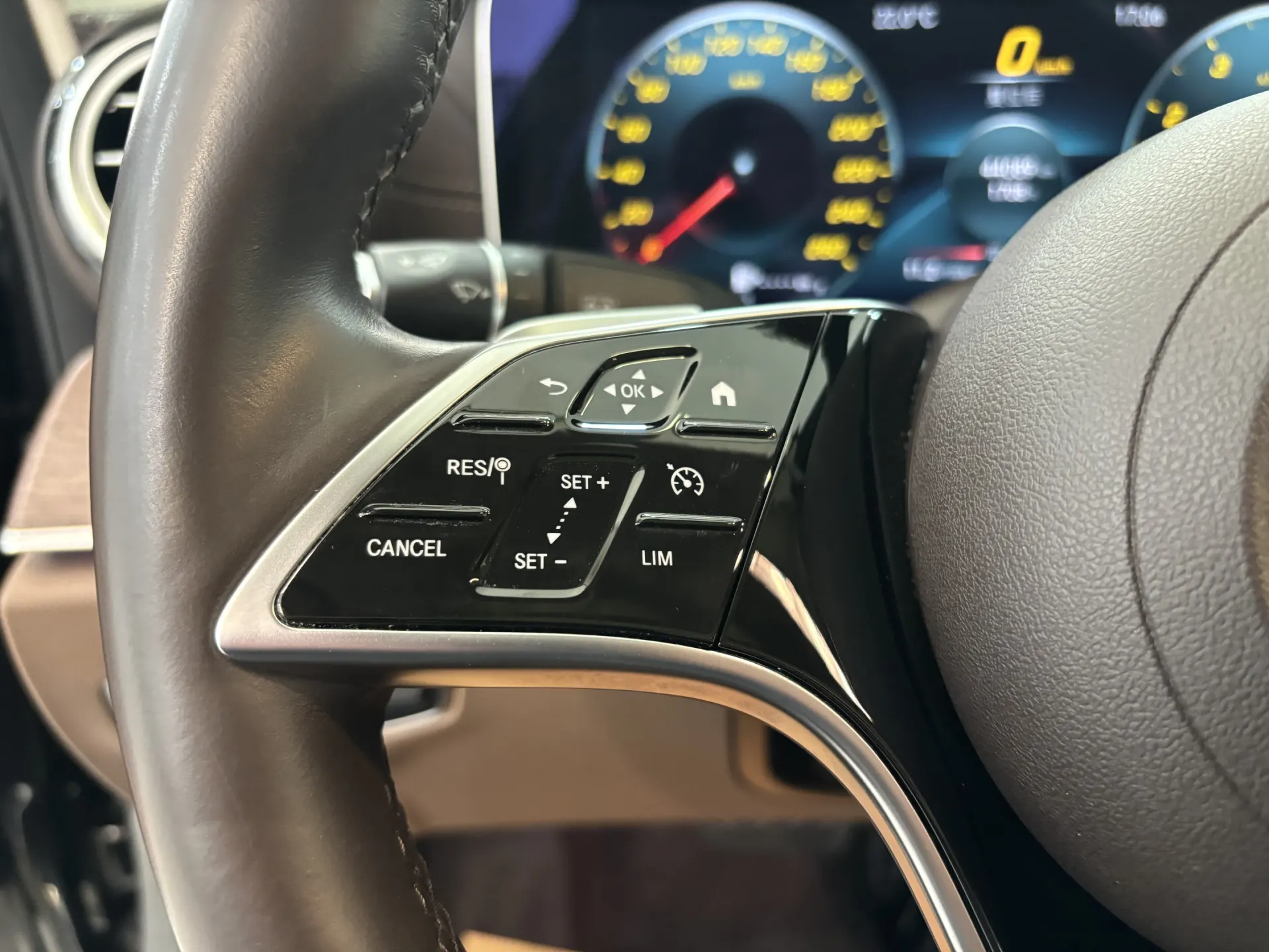 Mercedes-Benz E 300 L, 2022 27