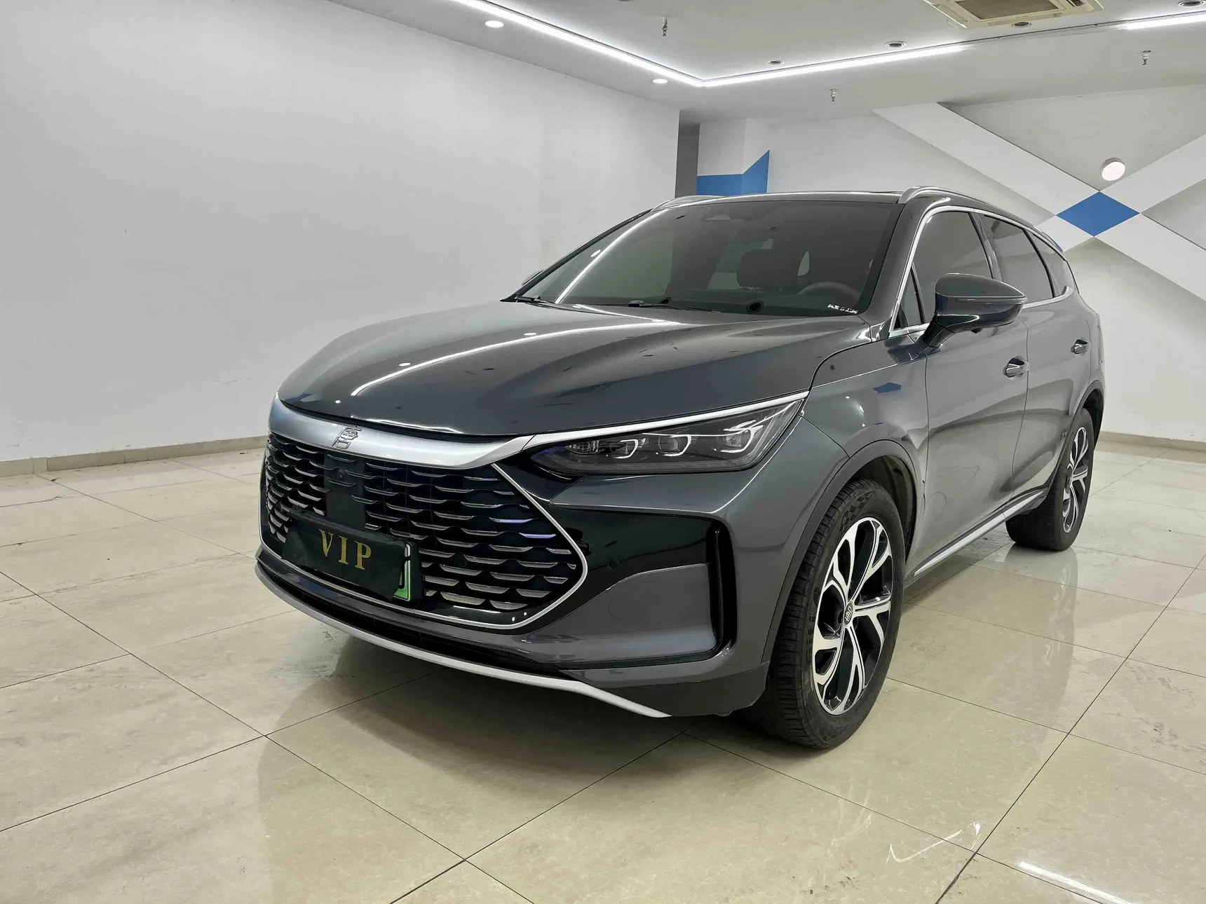 BYD Tang