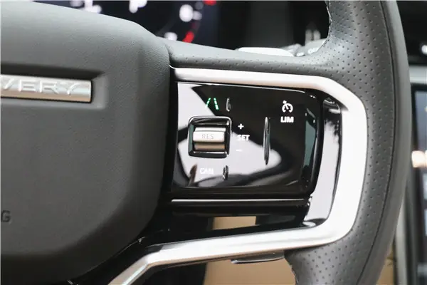 Land Rover Discovery Sport, 2024 16
