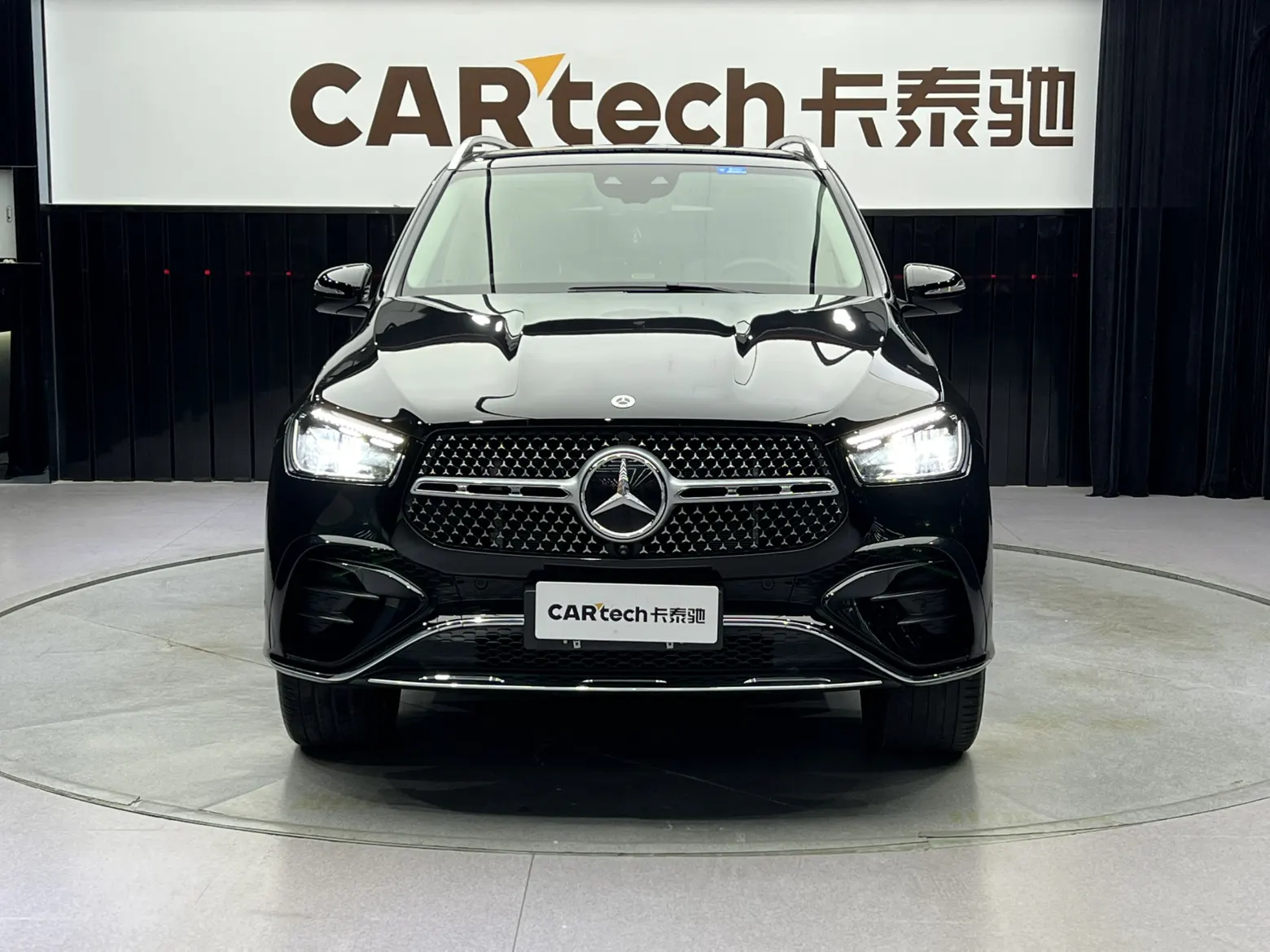 Mercedes-Benz GLE 450 4MATIC, 2024 3