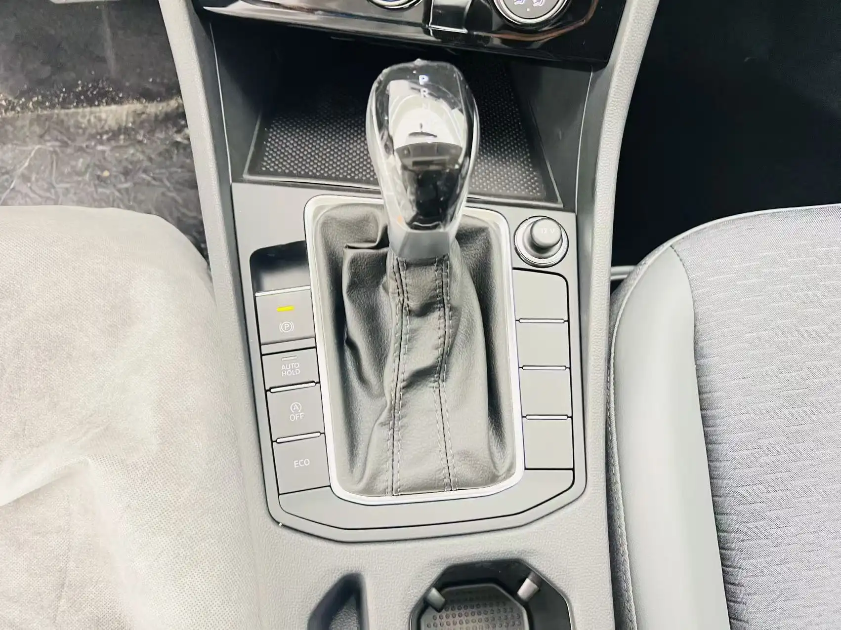 Volkswagen Sagitar, 2025 14