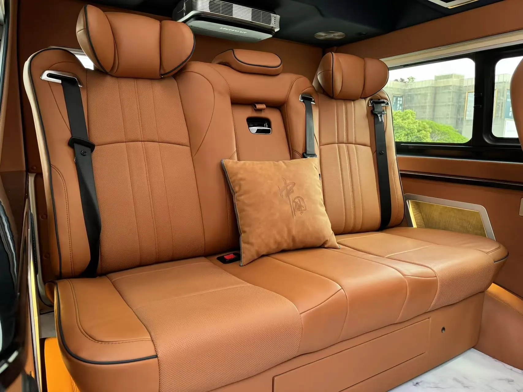 Toyota HiAce, 2023 17