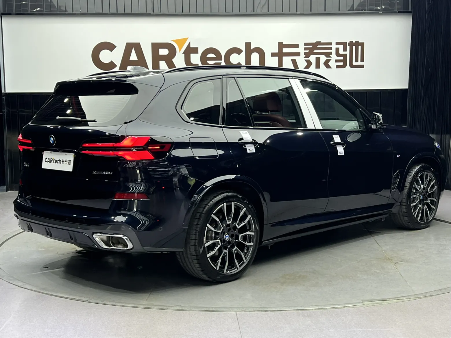 BMW X5, 2025 все фото