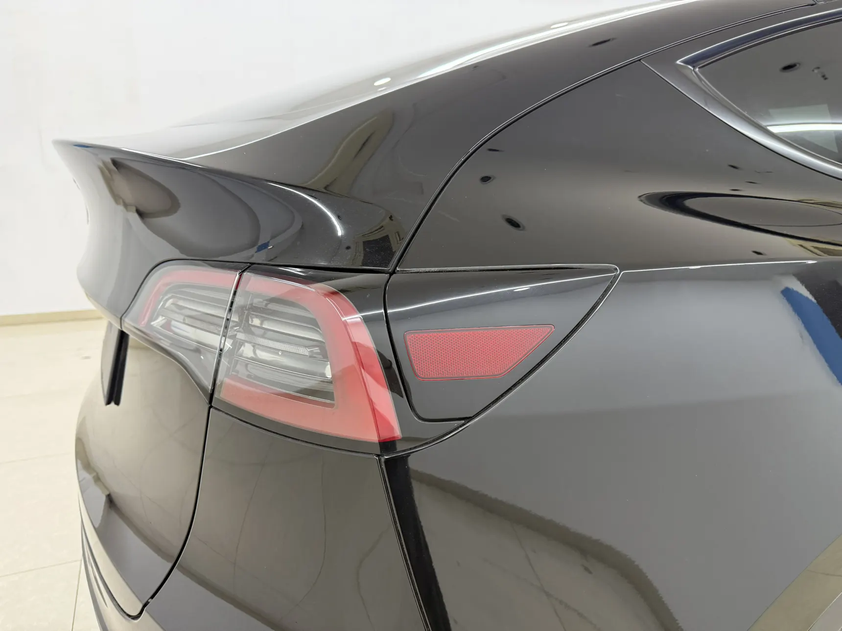 Tesla Model Y, 2023 8