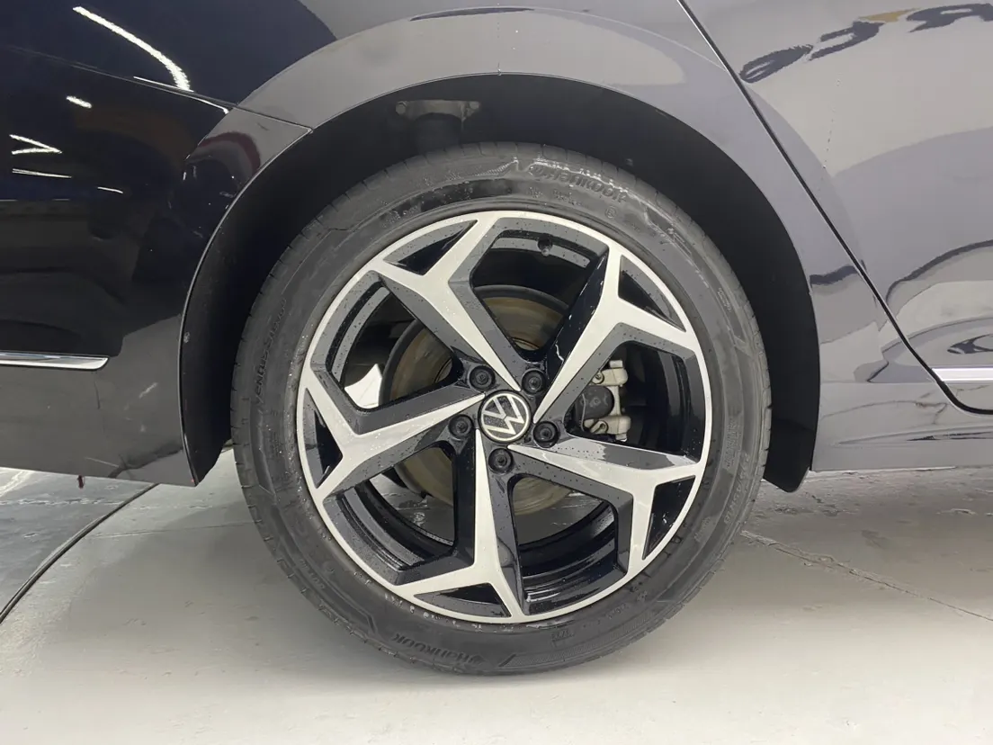 Volkswagen Passat, 2024 11