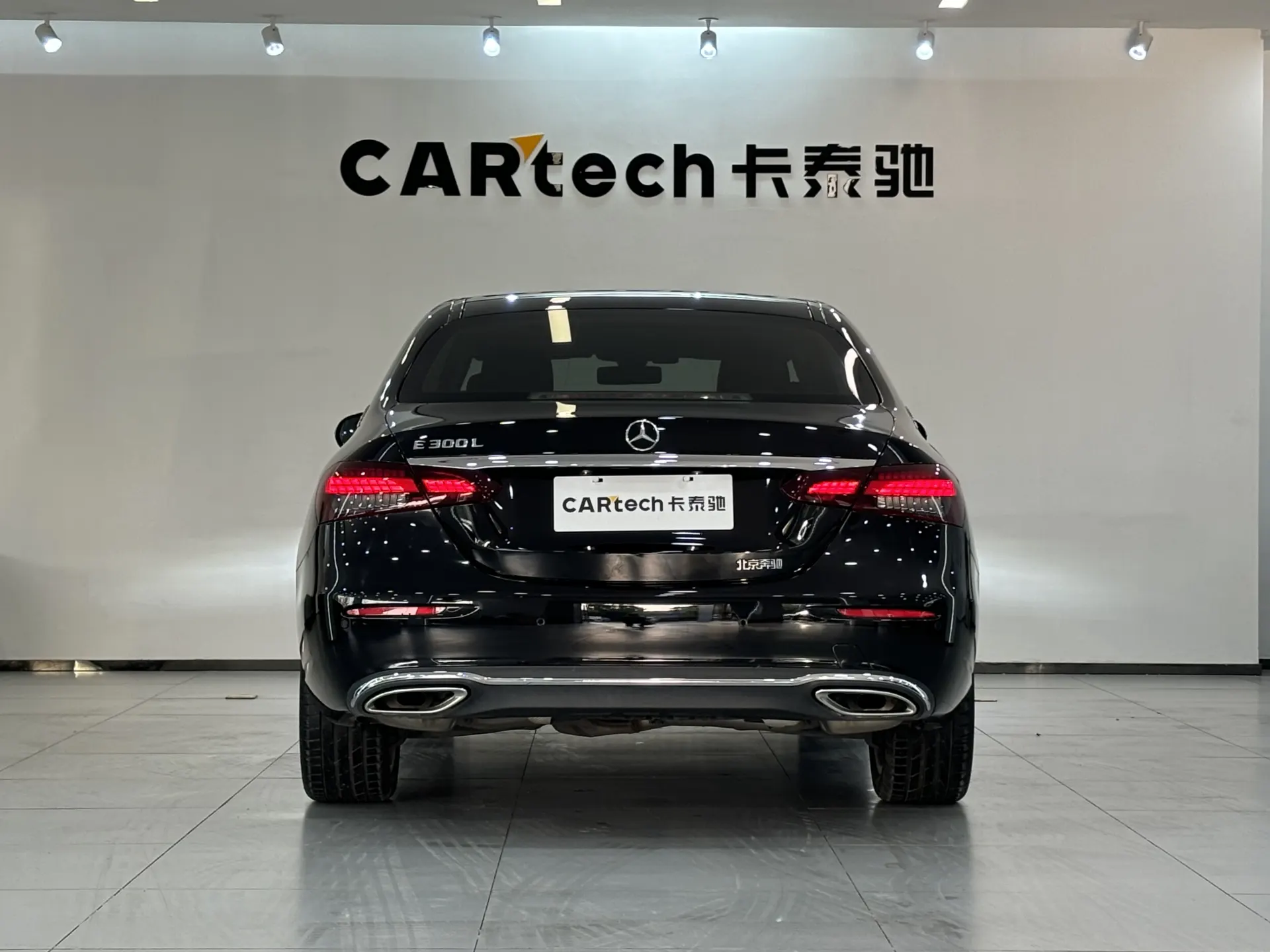Mercedes-Benz E 300 L, 2022 6