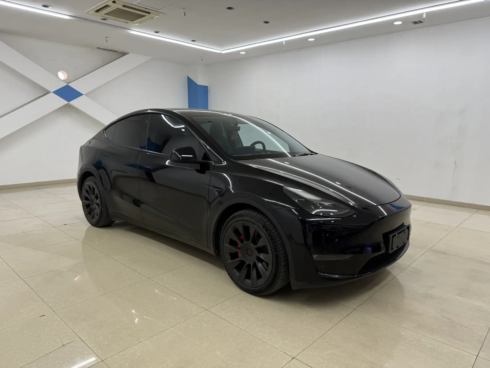 Tesla Model Y, 2021 2