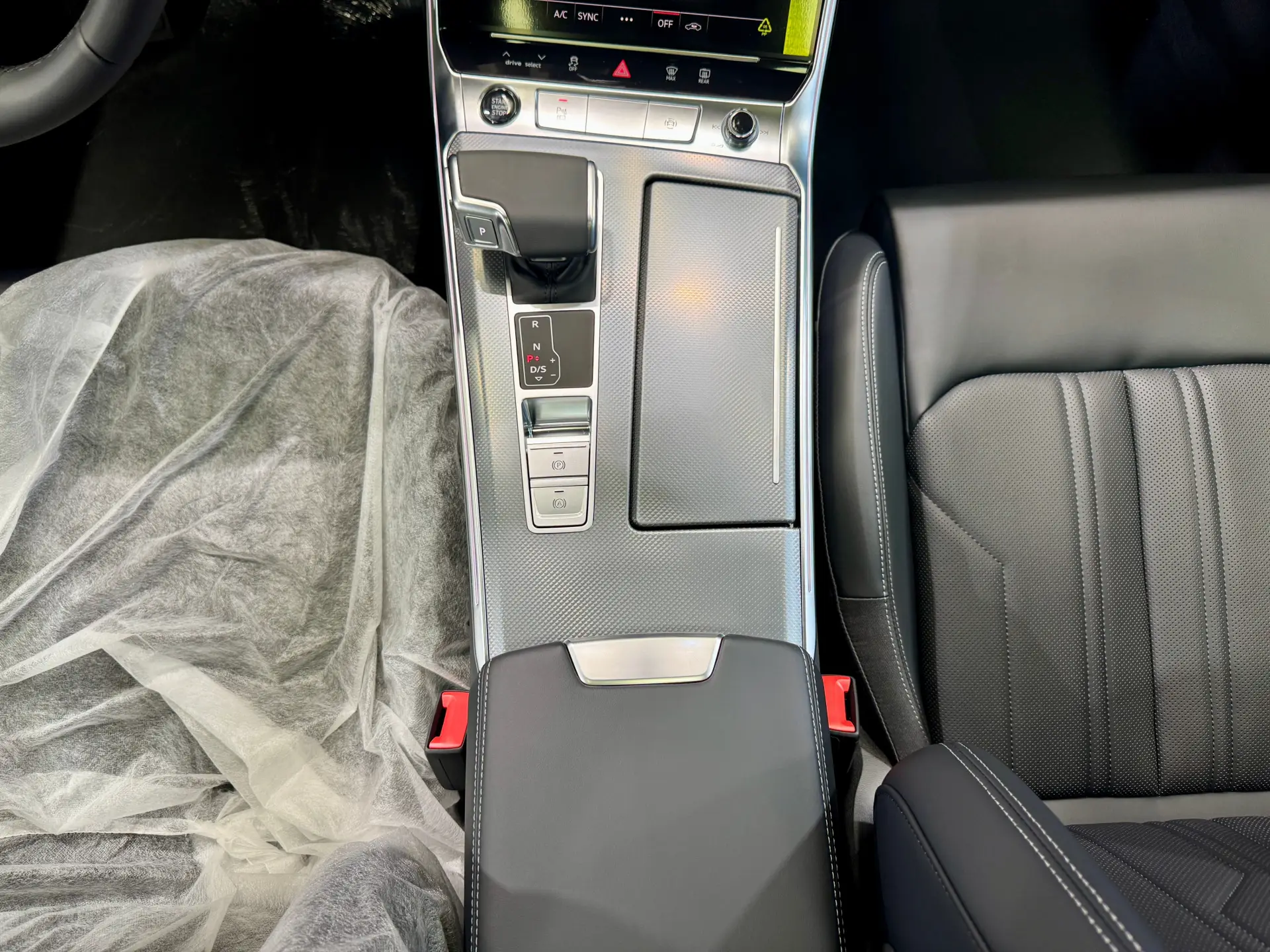 Audi A6L 40 TFSI, 2025 15