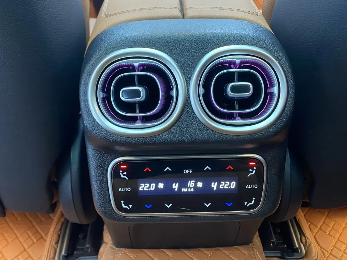 Mercedes-Benz GLC 300 L, 2024 28