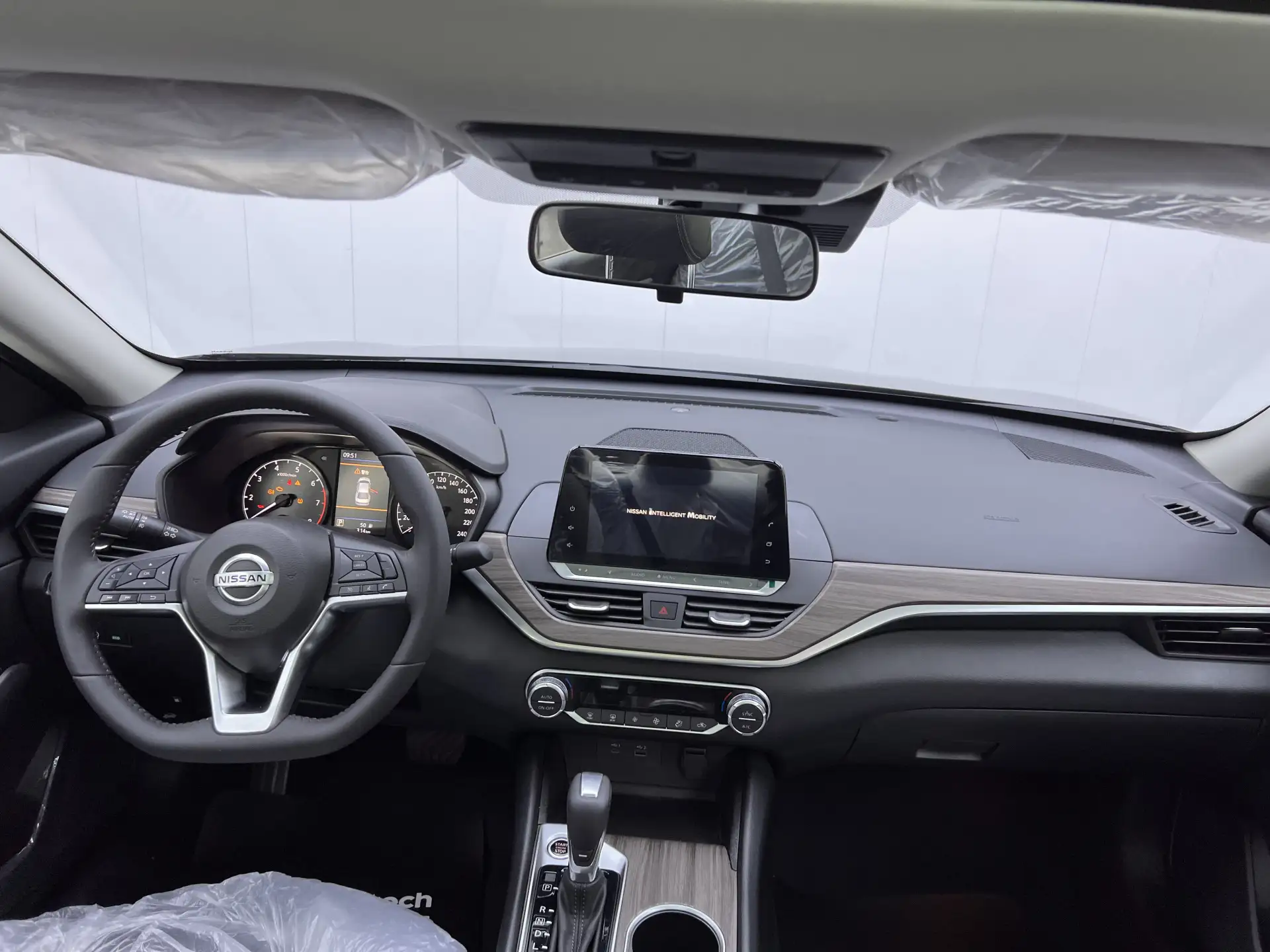Nissan Teana, 2026 14