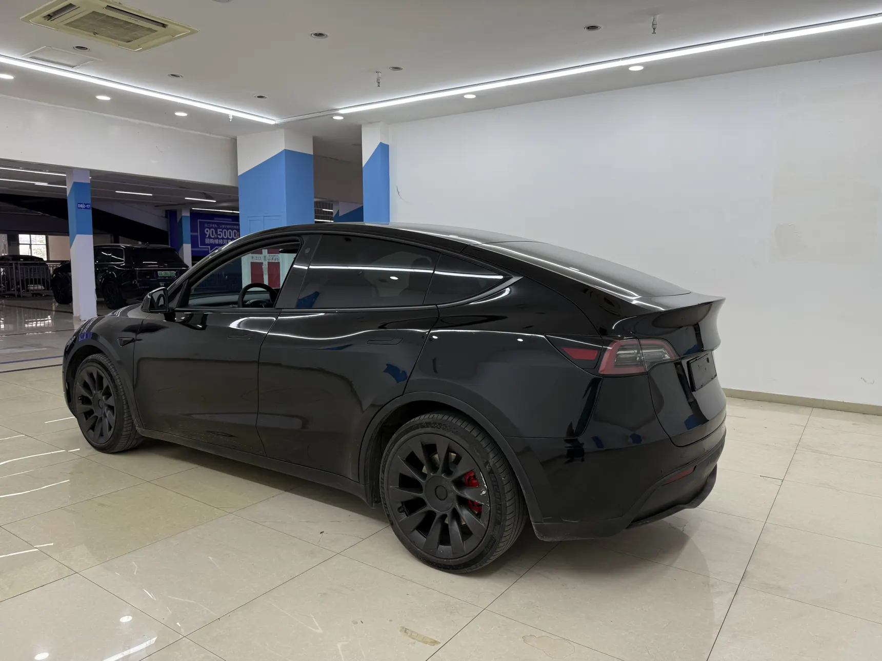 Tesla Model Y, 2021 6