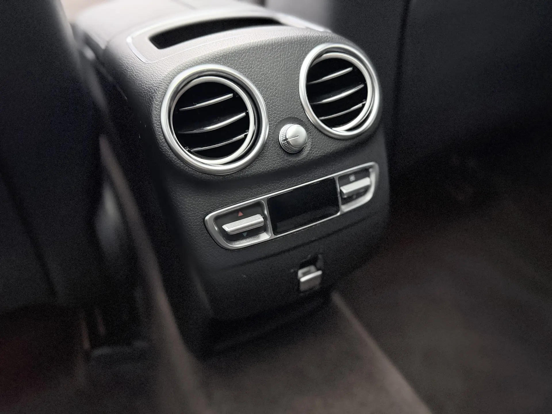 Mercedes-Benz GLC 300 L, 2020 24